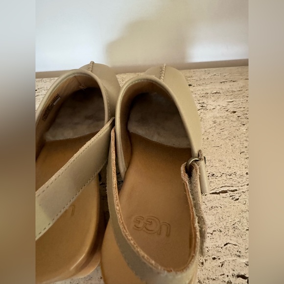 NWOB UGG®Women's Lanni Studded Slip-On Slingback Platform Clogs - Picture 9 of 17